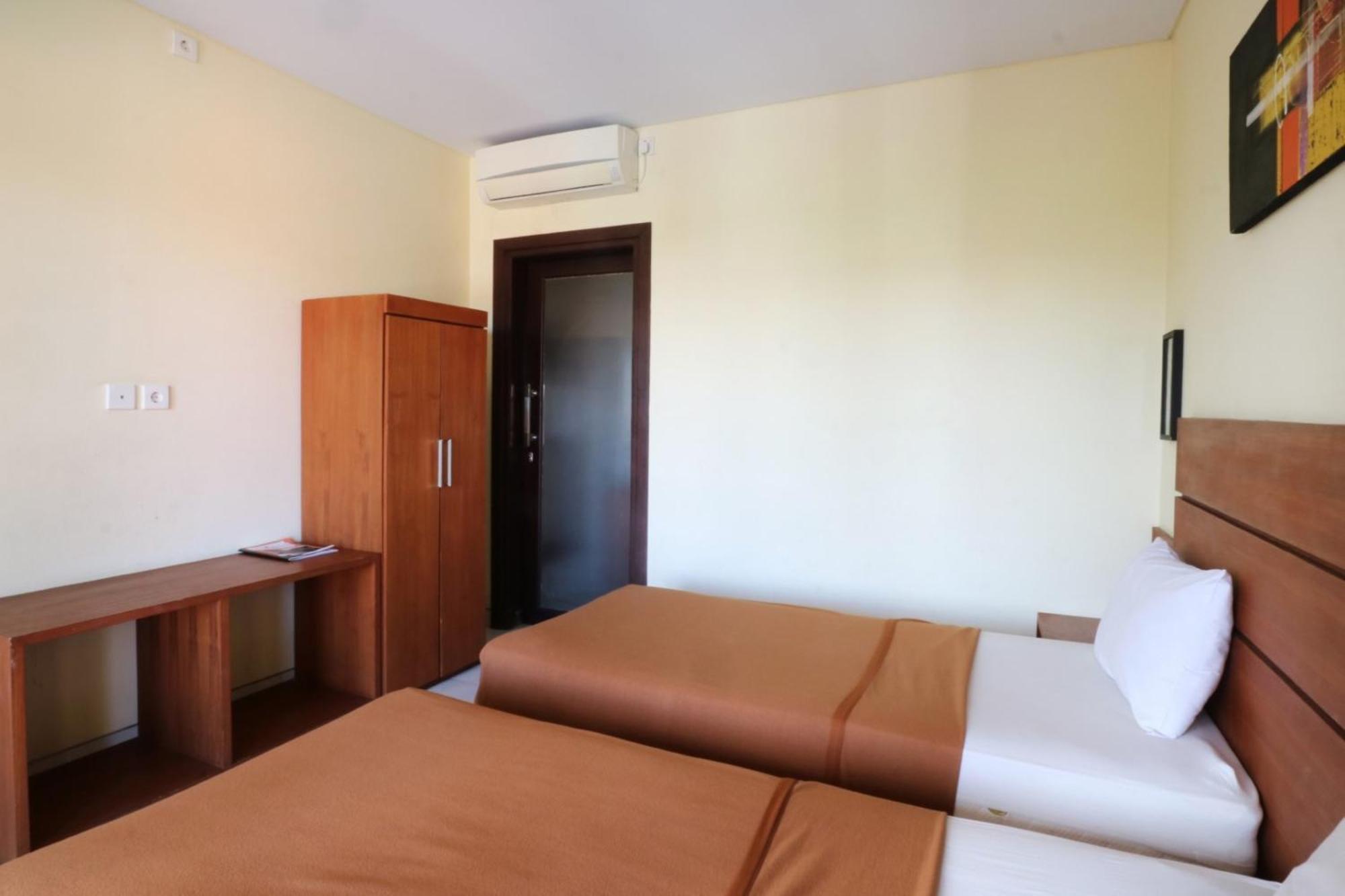 Kondra Premiere Guest House Kuta Кута Экстерьер фото
