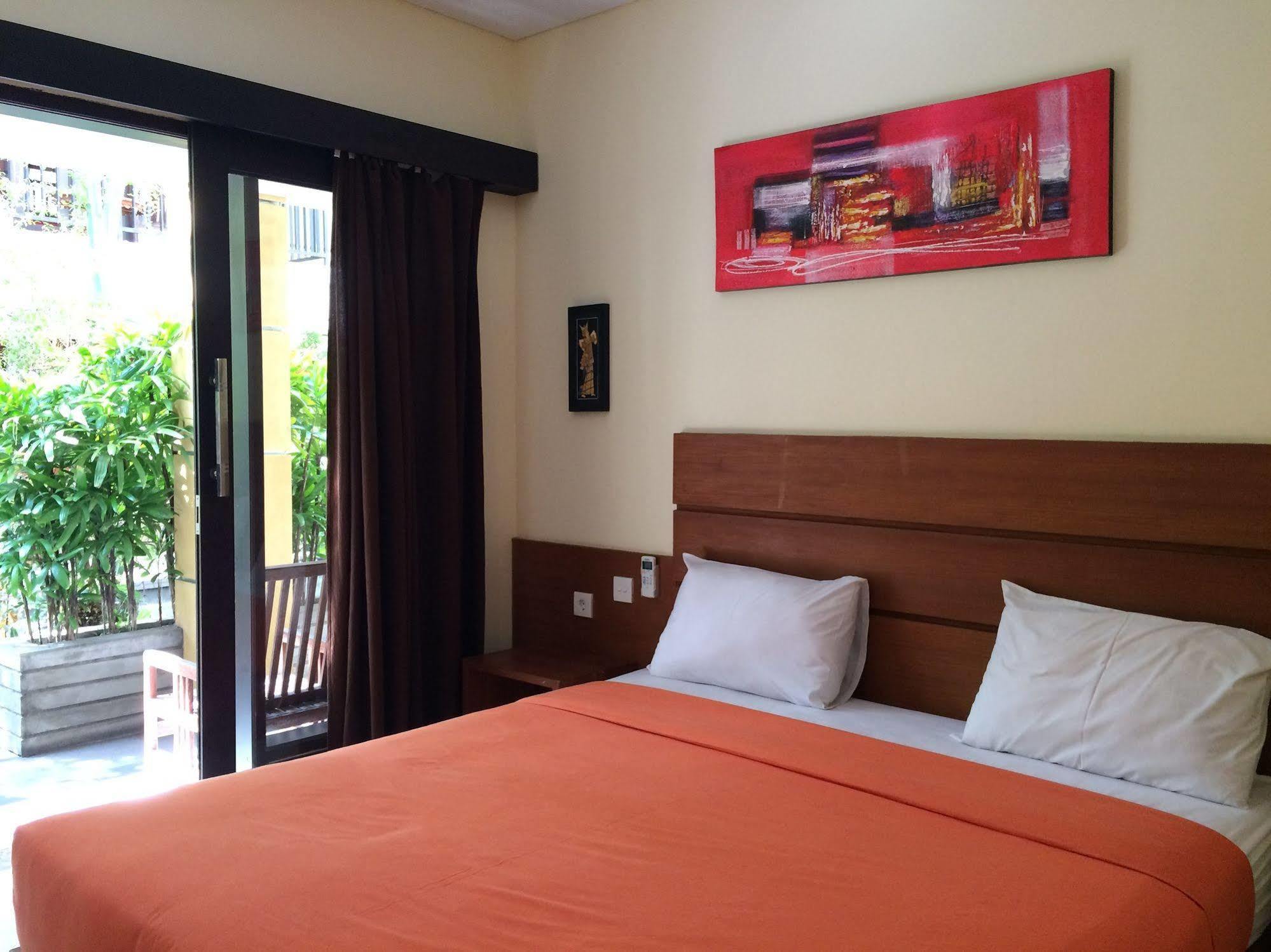 Kondra Premiere Guest House Kuta Кута Экстерьер фото