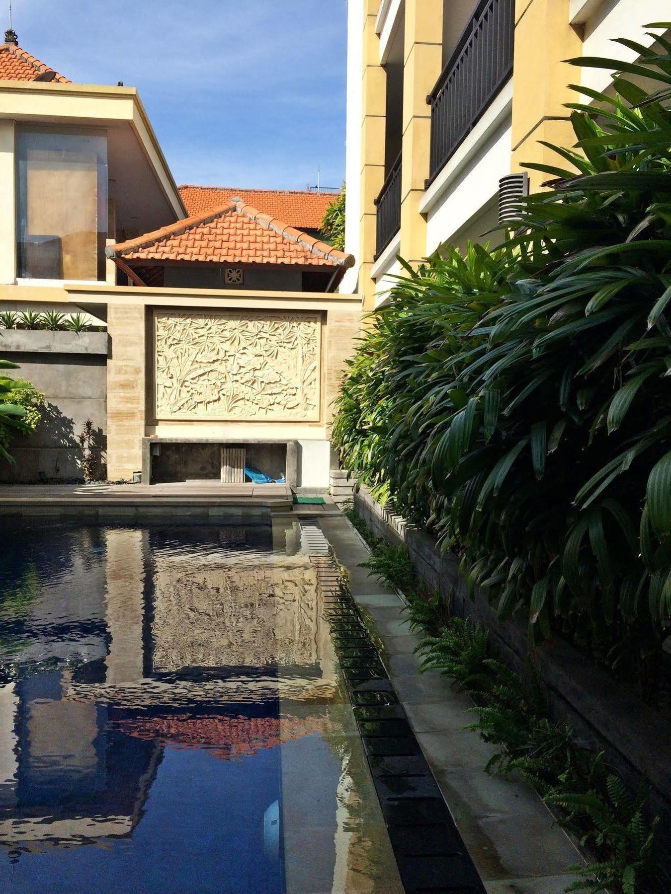 Kondra Premiere Guest House Kuta Кута Экстерьер фото