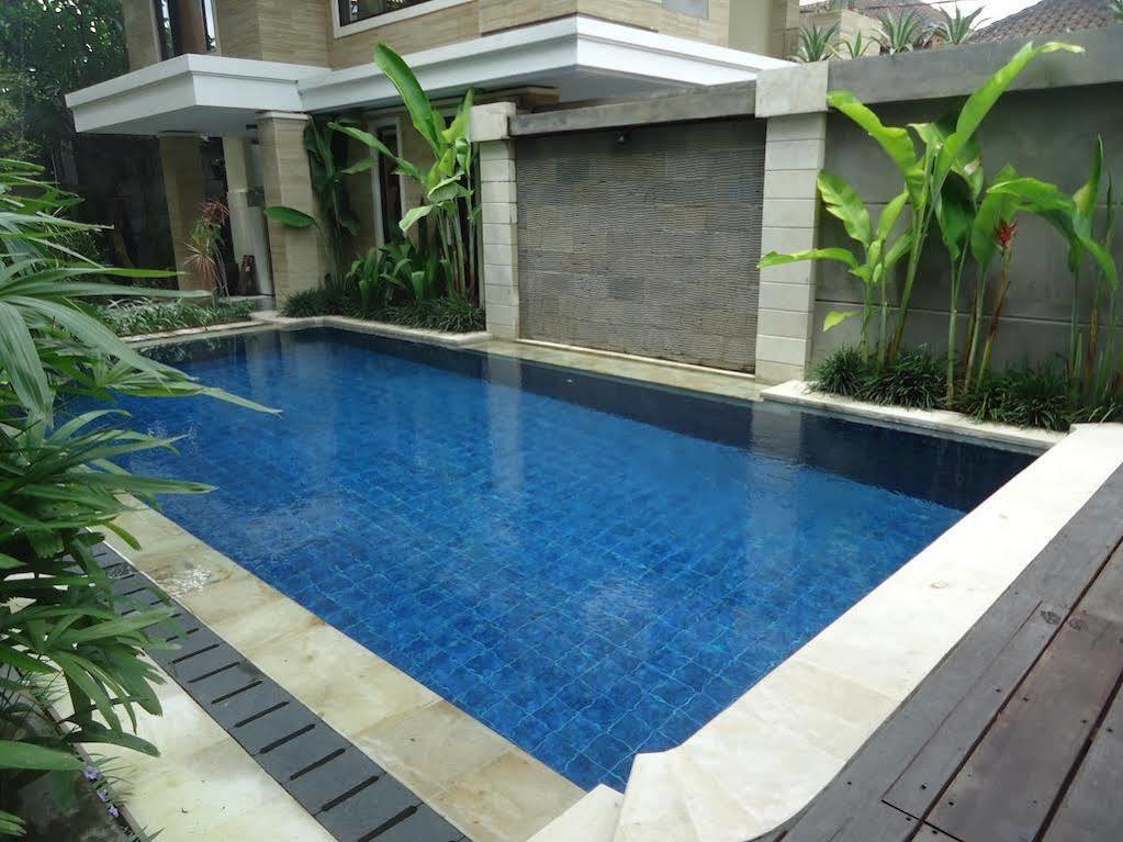 Kondra Premiere Guest House Kuta Кута Экстерьер фото