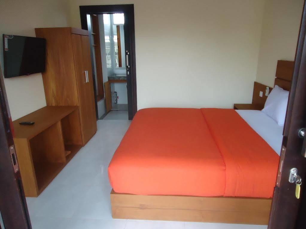 Kondra Premiere Guest House Kuta Кута Экстерьер фото
