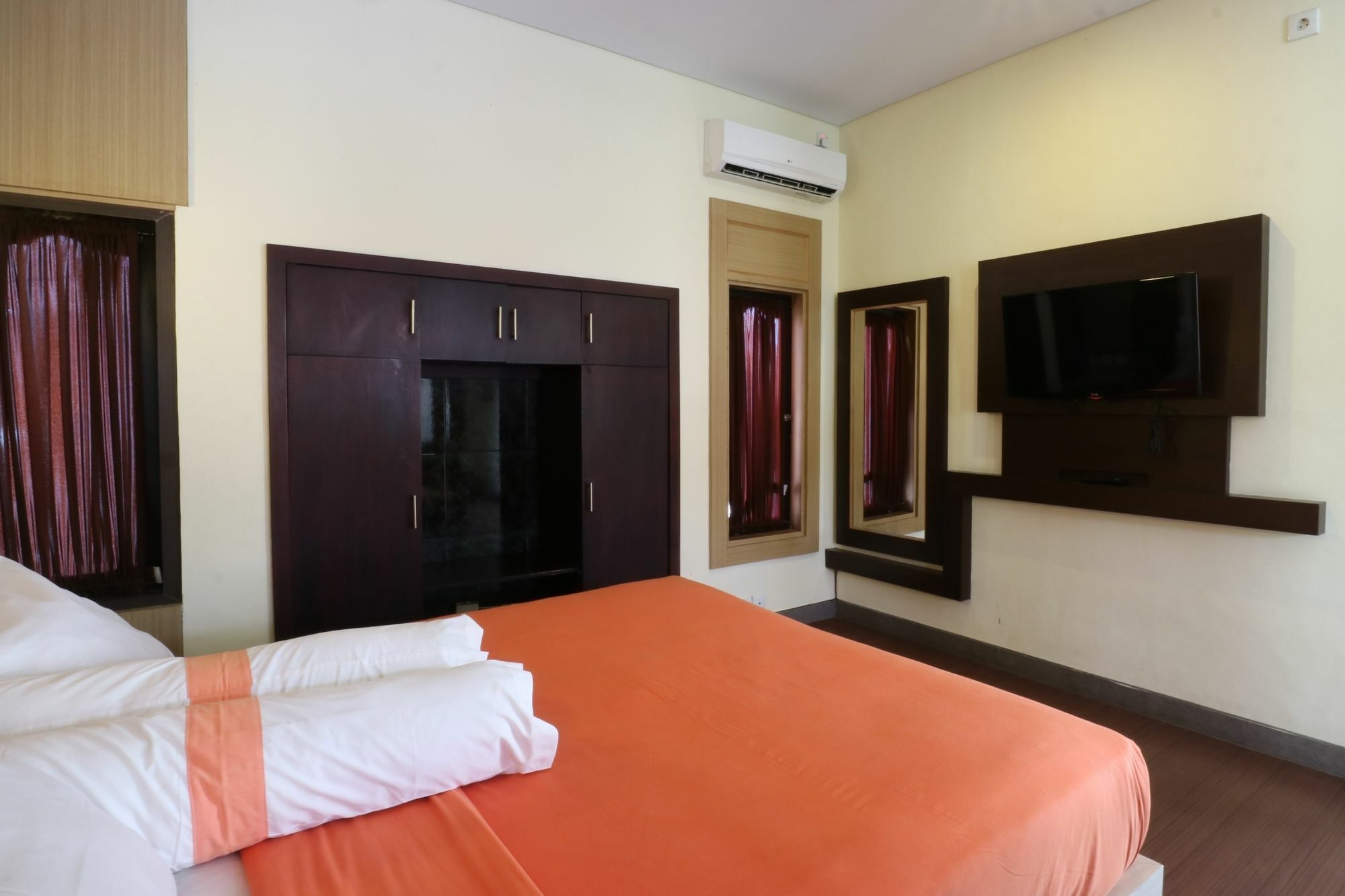 Kondra Premiere Guest House Kuta Кута Экстерьер фото